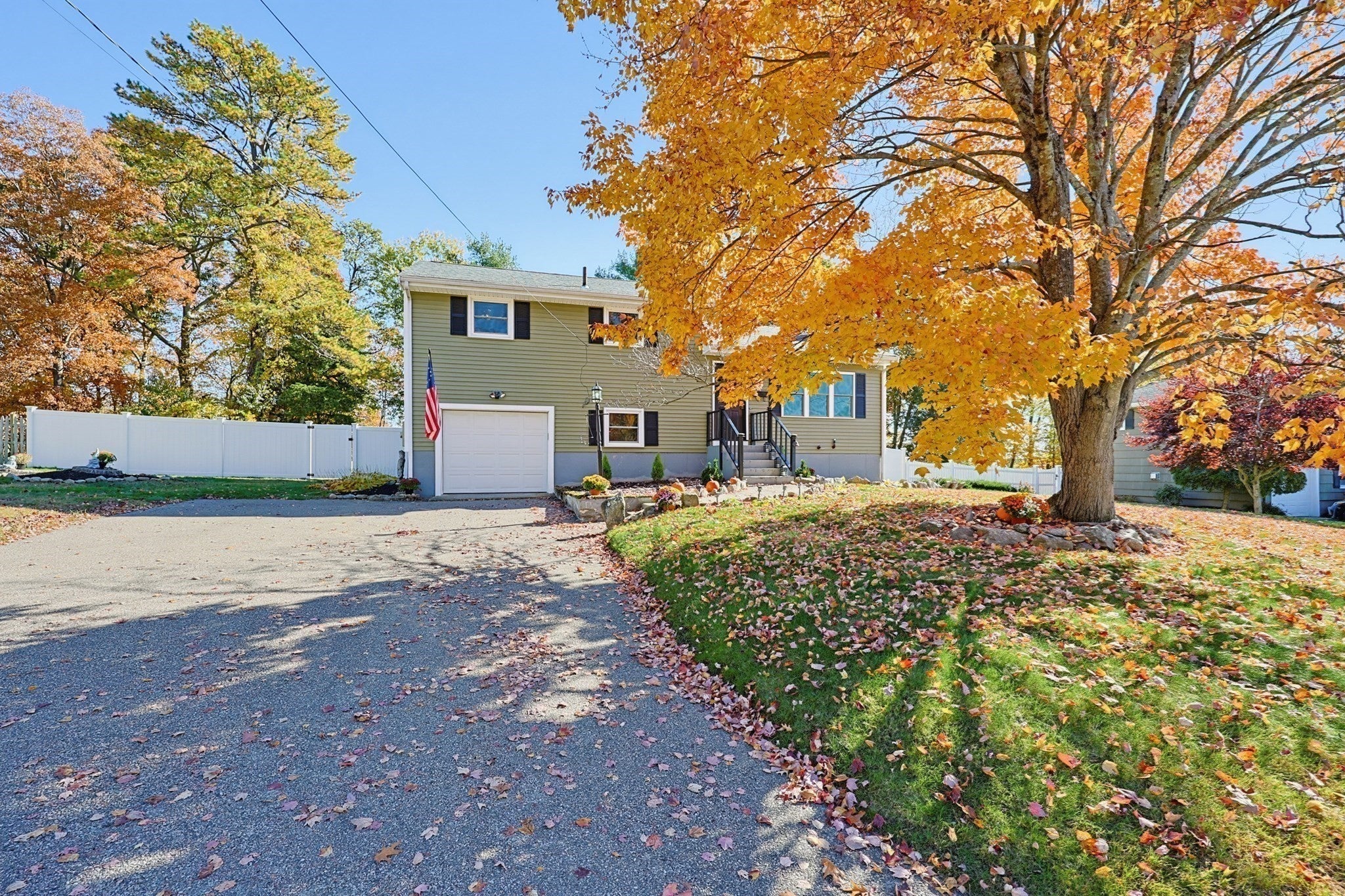 17 Arrowhead Road, Bellingham, MA, 17 Arrowhead Road, Bellingham, MA Photo #26