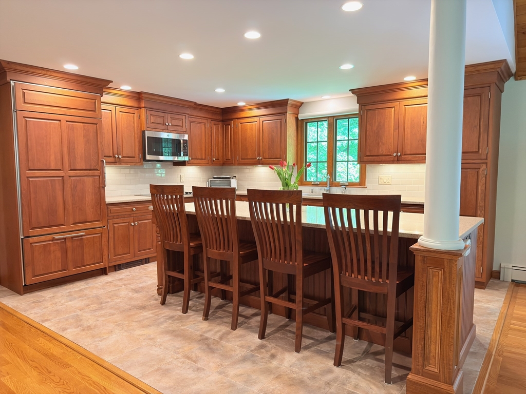 19 Bubbling Brook Rd
