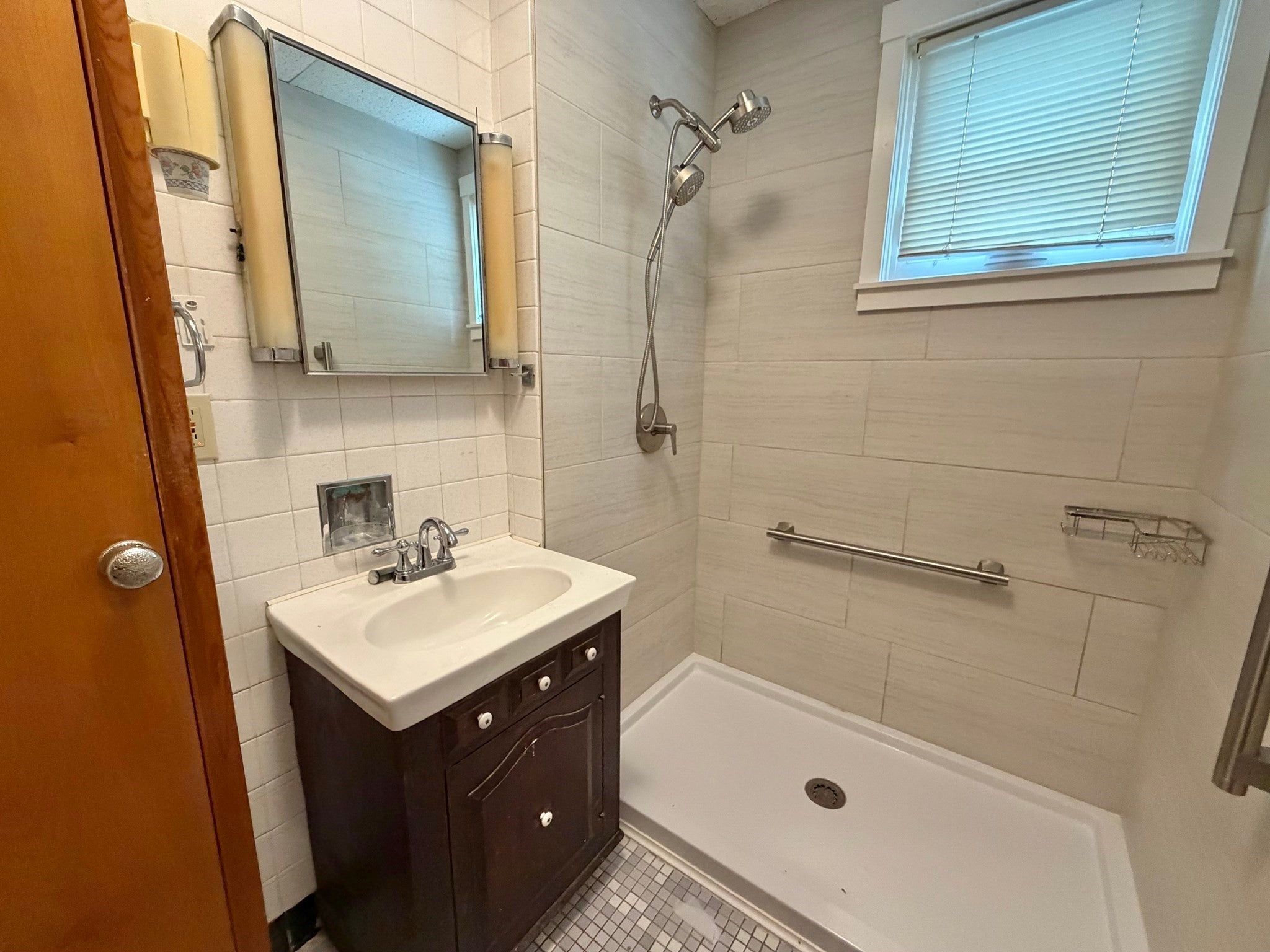 115 Beech St #1, Belmont, MA, 115 Beech St #1, Belmont, MA Photo #18