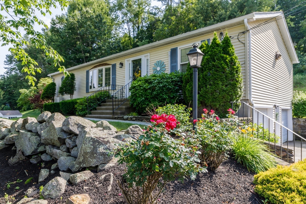 138 Country Lane