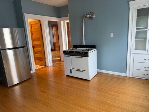 Photo of 29 Boardman St #2, Worcester, MA 01606 (MLS # 73461854)