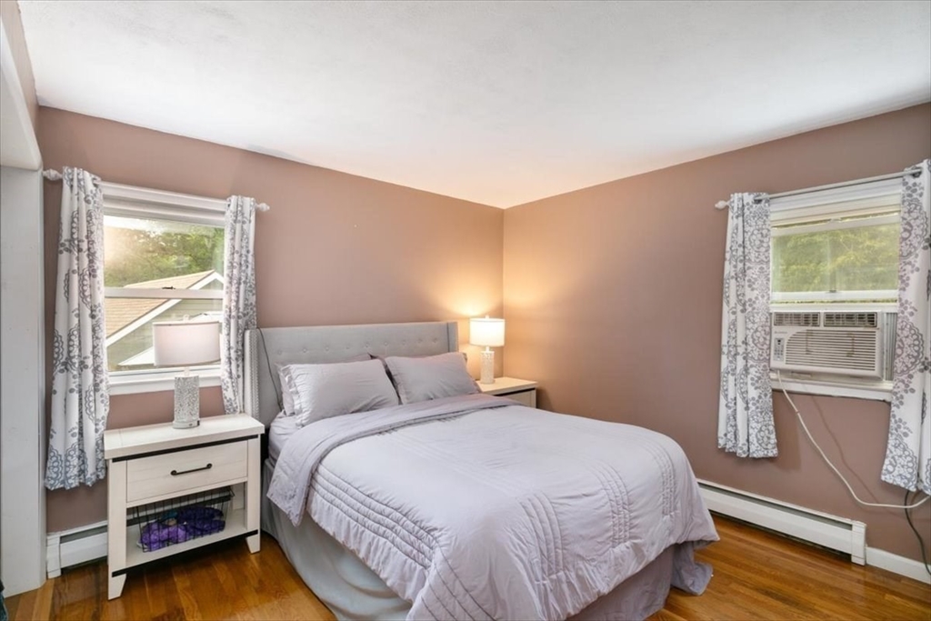 Tewksbury, Massachusetts 01876, United States, 3 Bedrooms Bedrooms, ,2 BathroomsBathrooms,Residential,Contingent,153698