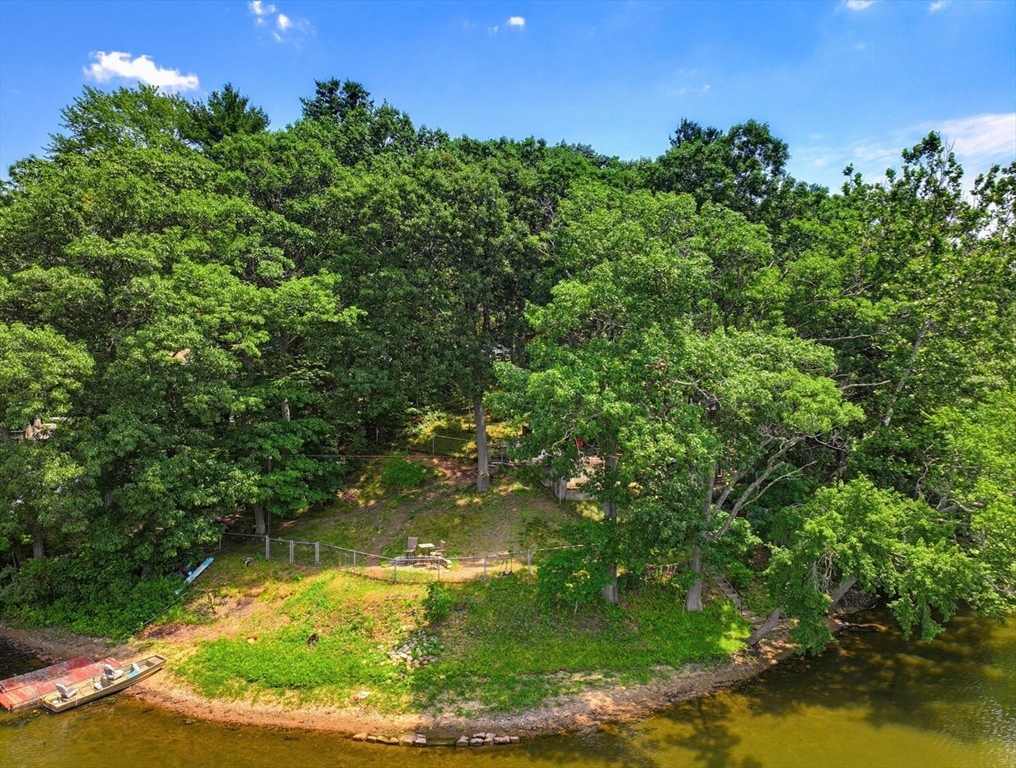 20 Litchfield Ave