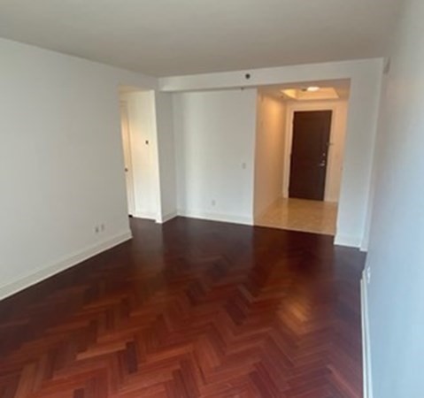 1 Charles St 701