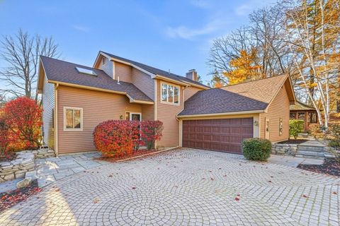 3 Heather Hill Rd Acton MA 01720