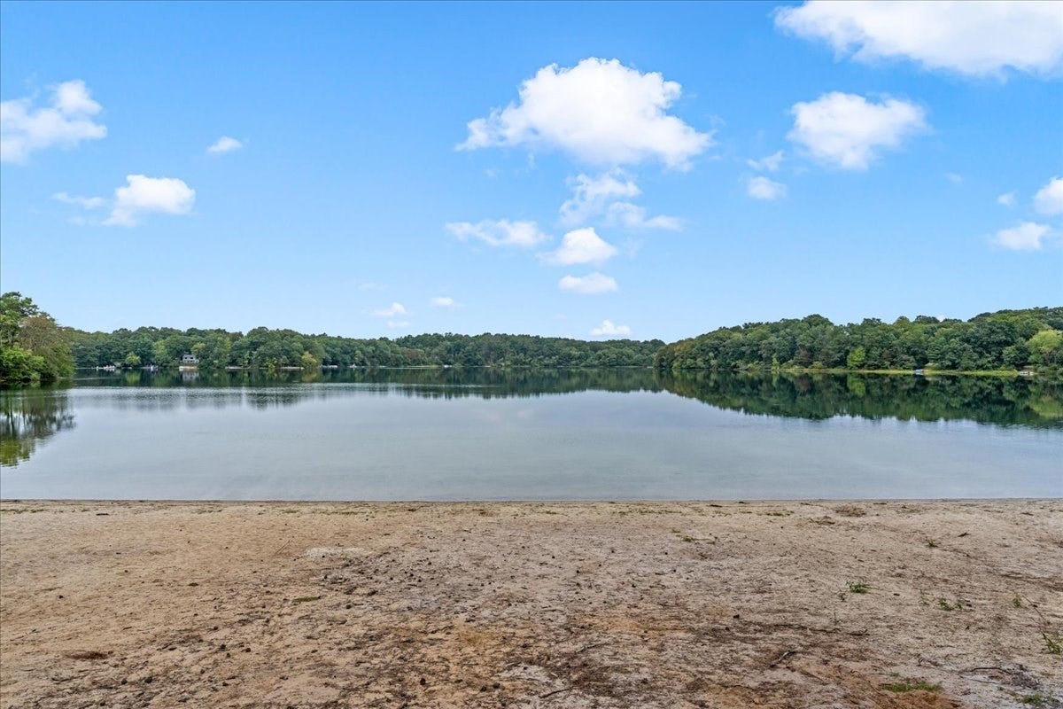 207 Bartlett Rd, Plymouth, MA Photo #35