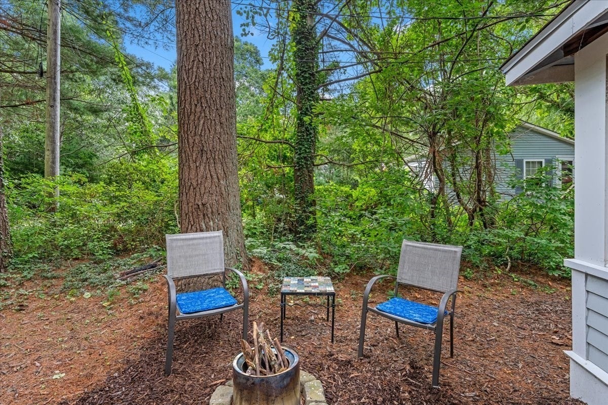 207 Bartlett Rd, Plymouth, MA Photo #5
