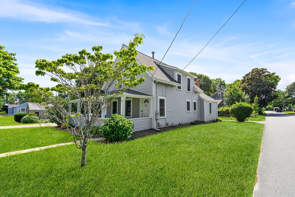 93 Sea St