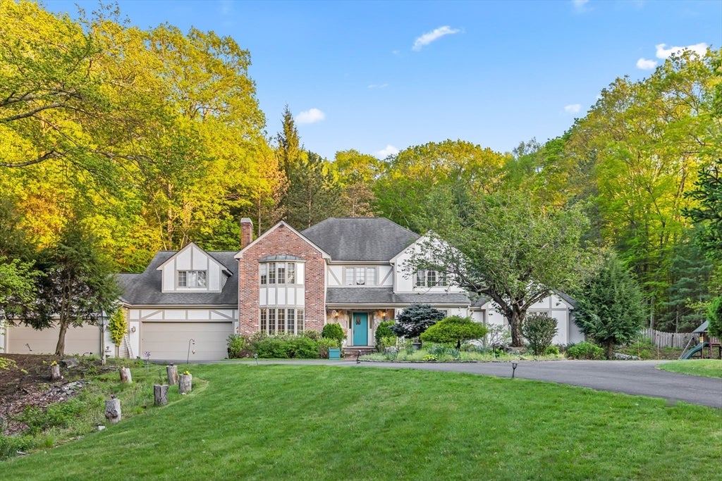 112 Bigelow Drive
