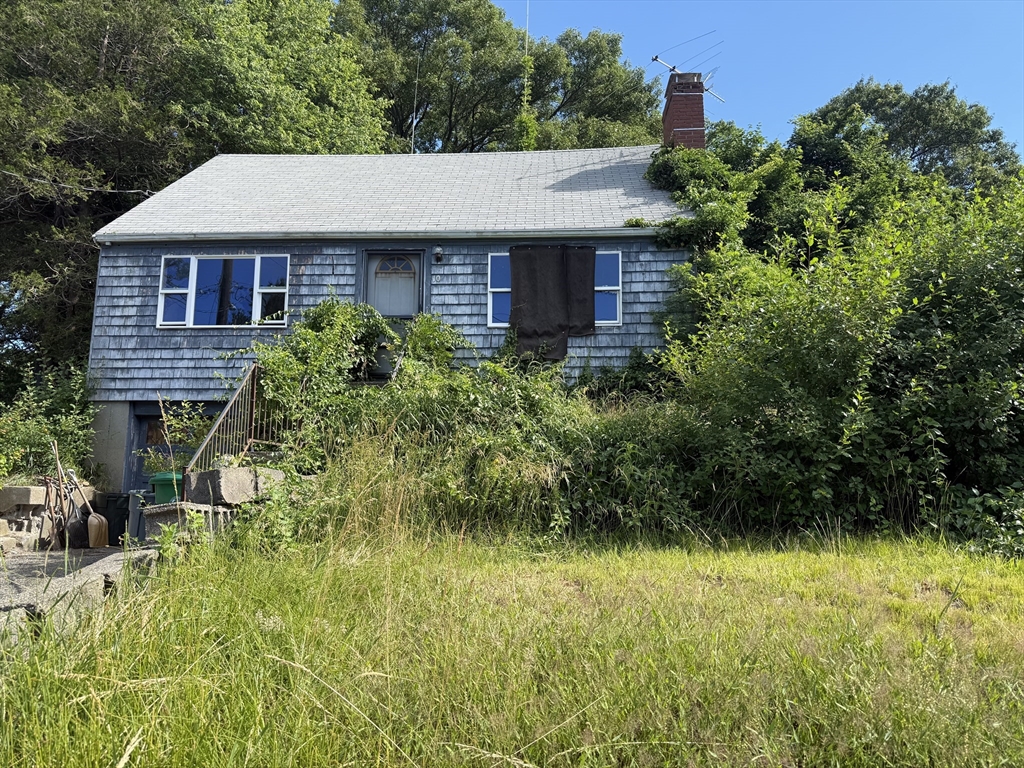 10 Roberts Road