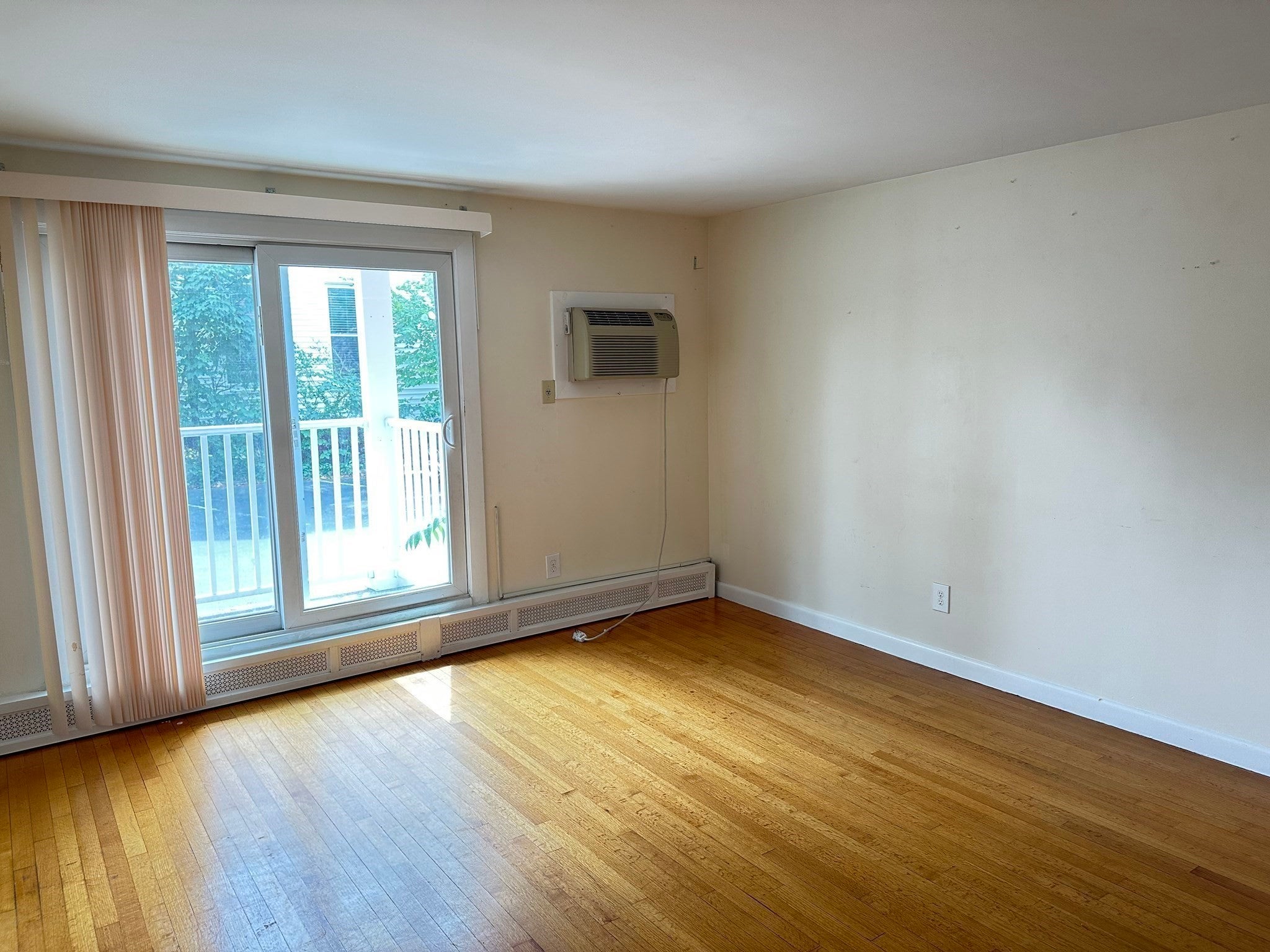 12 Portland St #7, Lynn, MA, 12 Portland St #7, Lynn, MA Photo #9