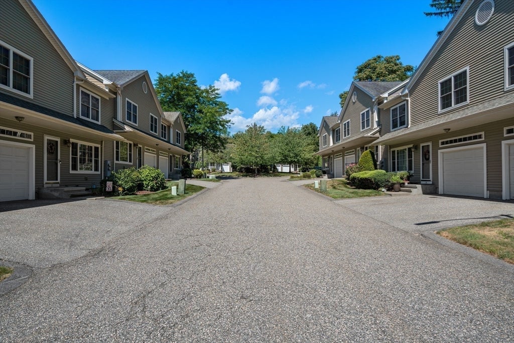 19 Gerard Lane #19, Chicopee, MA Photo #27