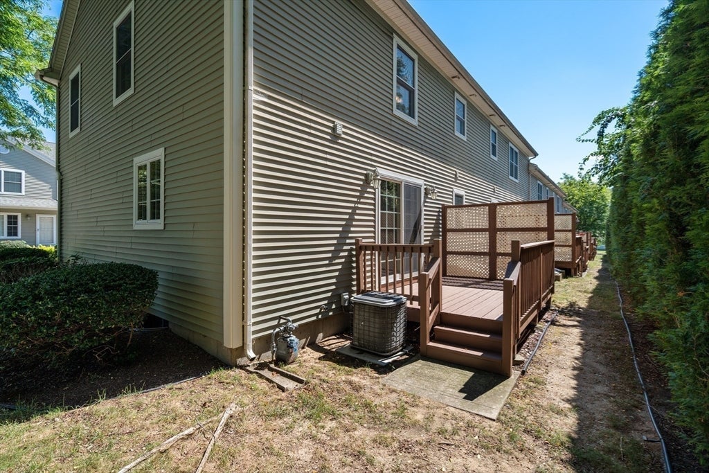 19 Gerard Lane #19, Chicopee, MA Photo #24