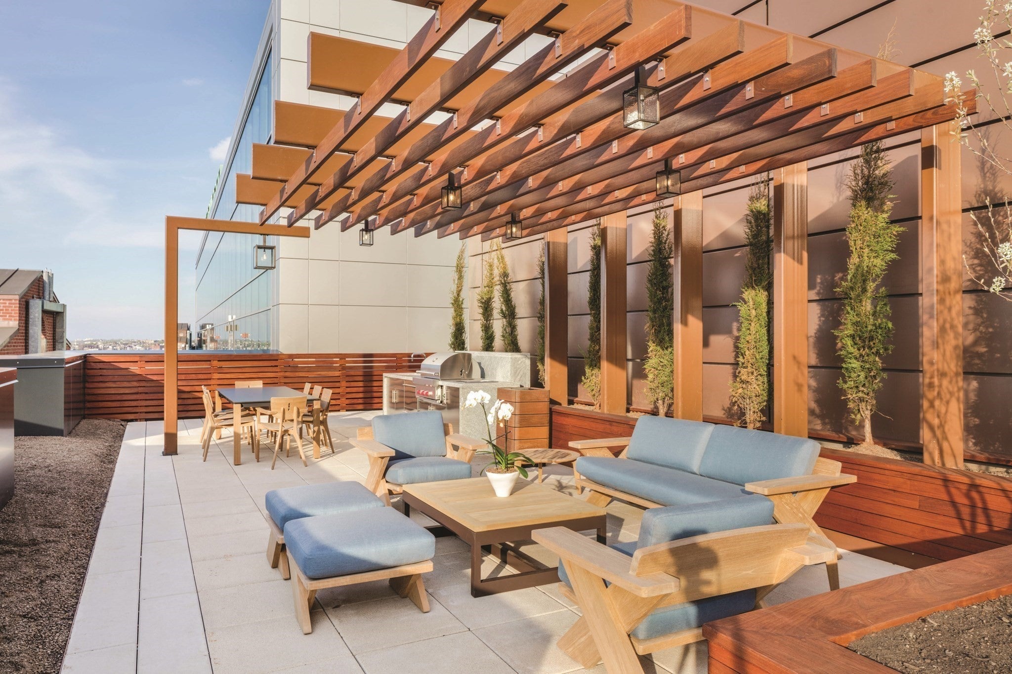 100 Lovejoy Wharf