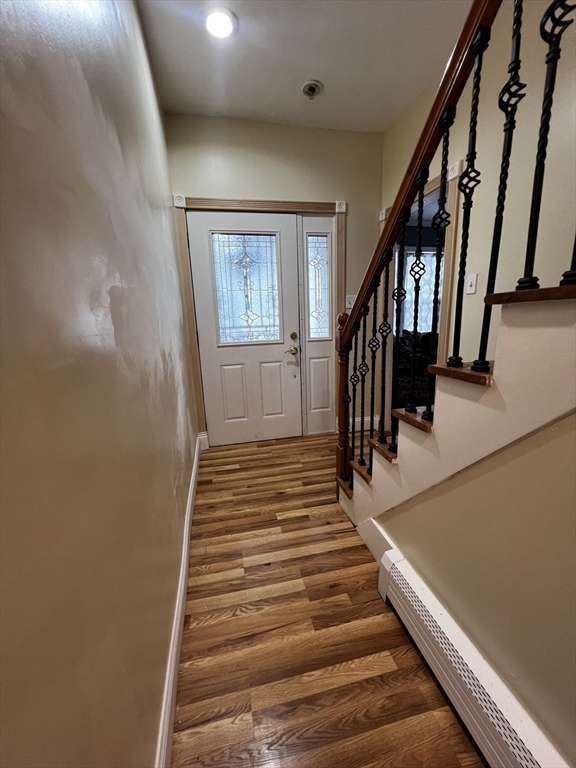 8 Ford St