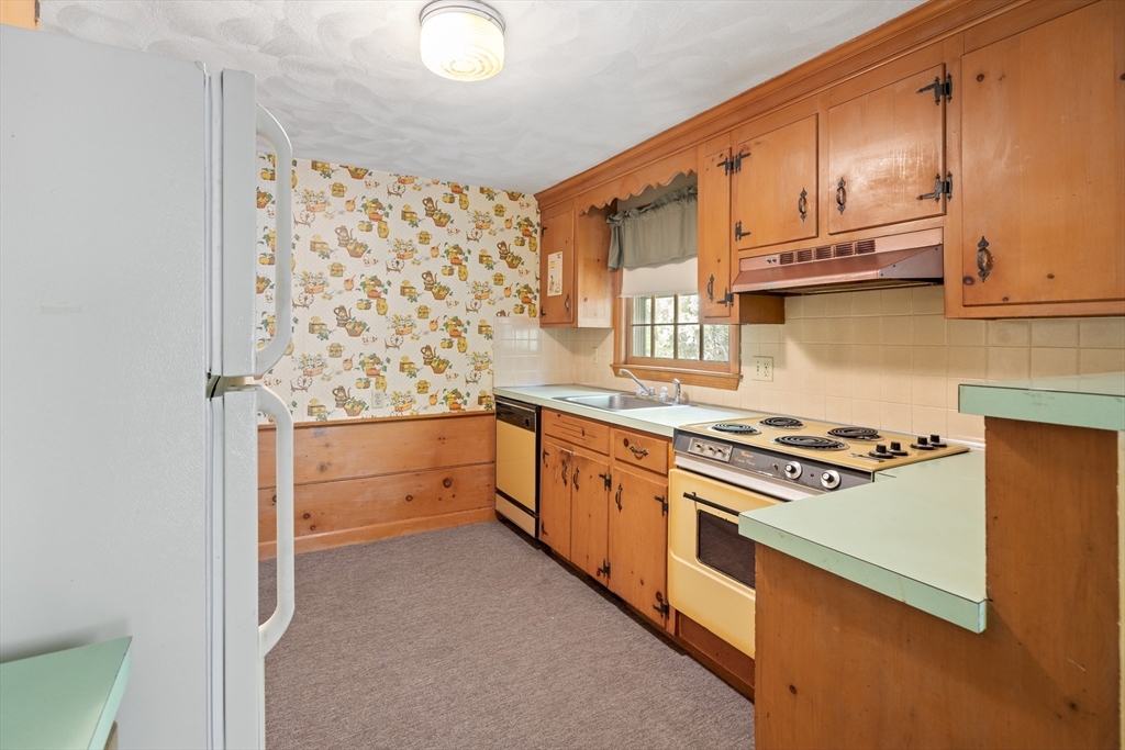 8 Galloway Rd