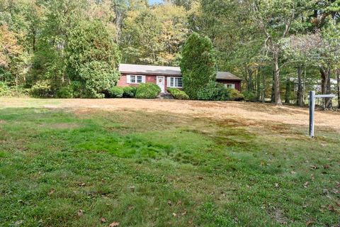 8 Galloway Rd Chelmsford MA 01824