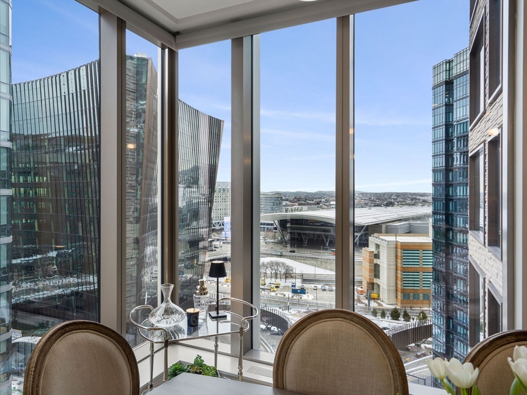 135 Seaport Blvd 1806