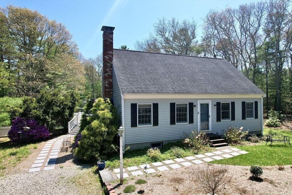 8 Ruth Ter, Falmouth, MA Photo #1