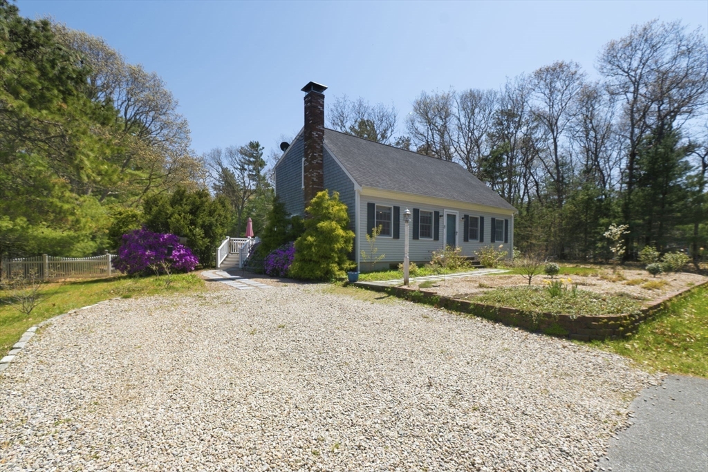 8 Ruth Ter, Falmouth, MA Photo #3