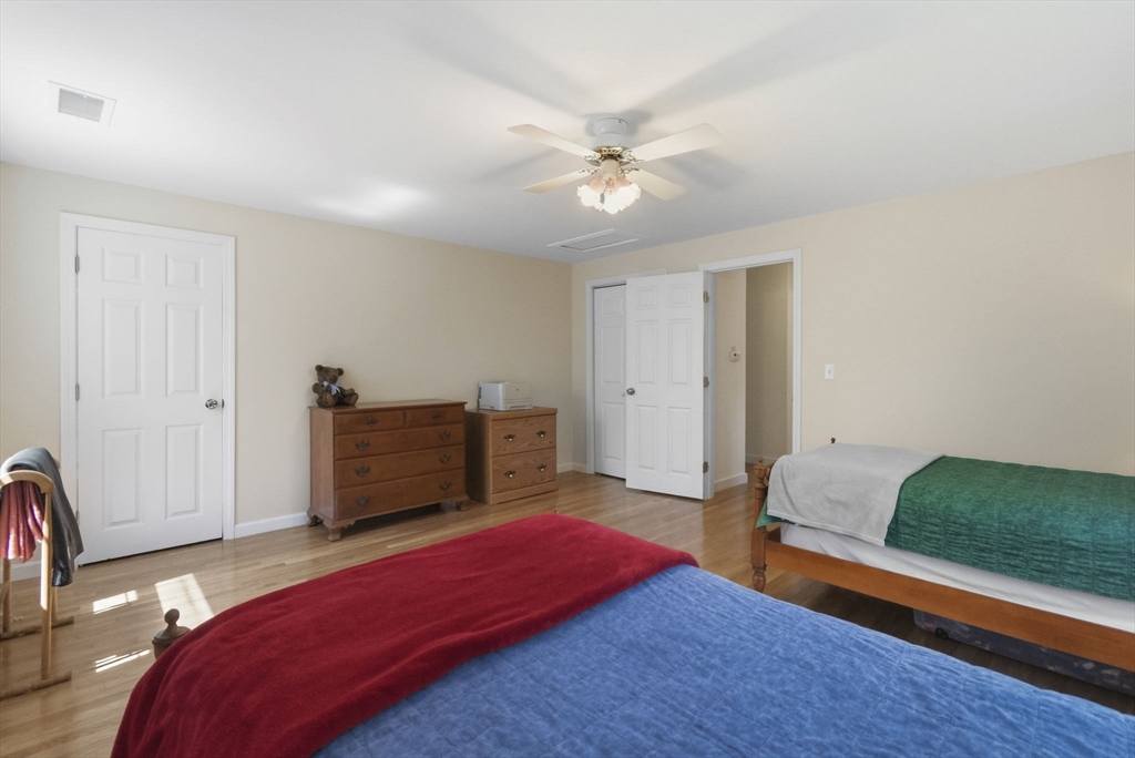 8 Ruth Ter, Falmouth, MA Photo #27