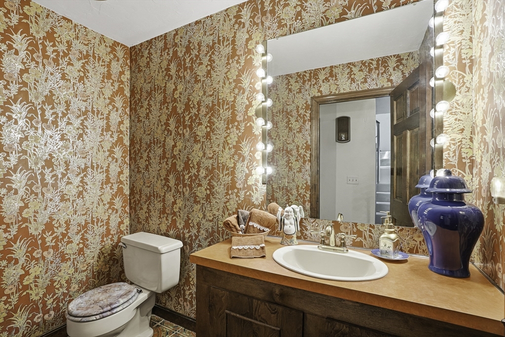 39 School Street, Hopkinton, MA, 39 School Street, Hopkinton, MA Photo #21