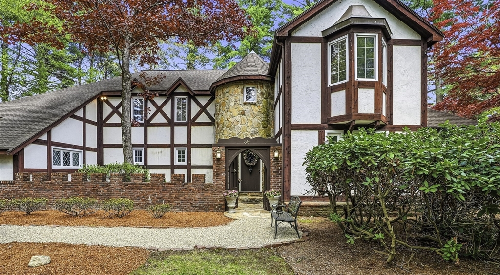 39 School Street, Hopkinton, MA, 39 School Street, Hopkinton, MA Photo #1