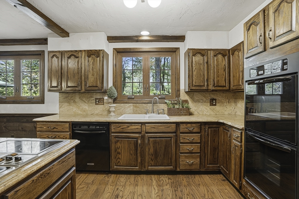 39 School Street, Hopkinton, MA, 39 School Street, Hopkinton, MA Photo #11