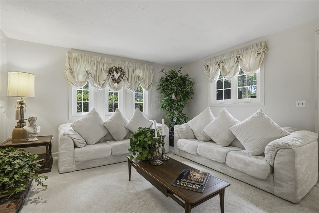 39 School Street, Hopkinton, MA, 39 School Street, Hopkinton, MA Photo #7