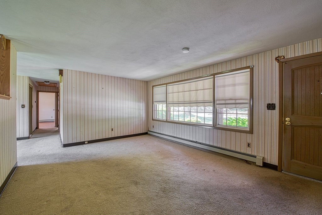 33 Upton St, Brockton, MA, 33 Upton St, Brockton, MA Photo #9