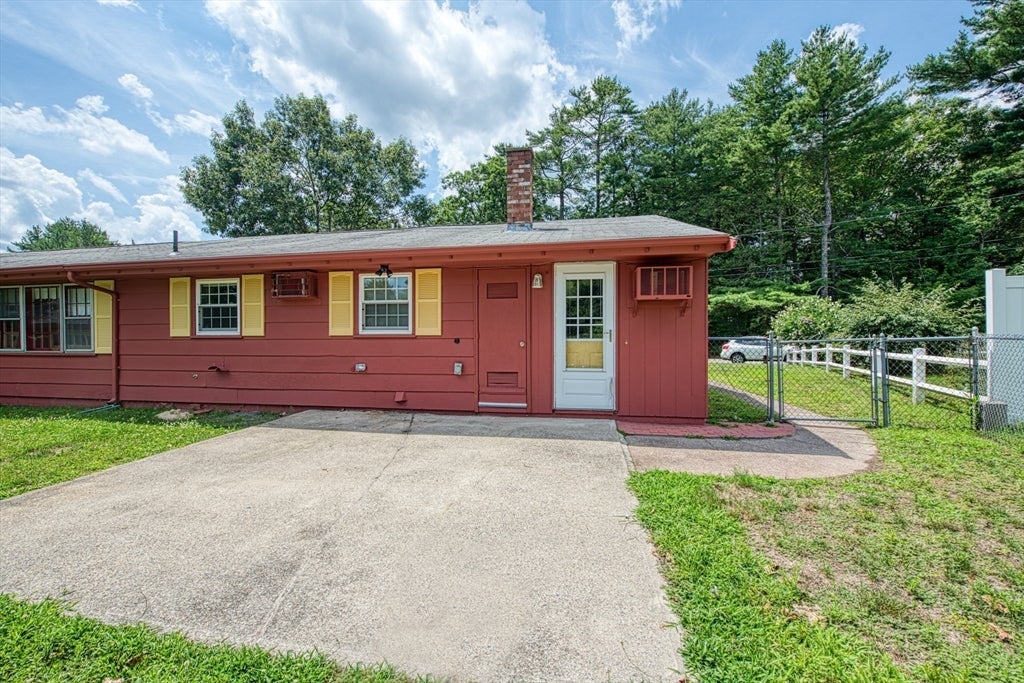 33 Upton St, Brockton, MA, 33 Upton St, Brockton, MA Photo #33