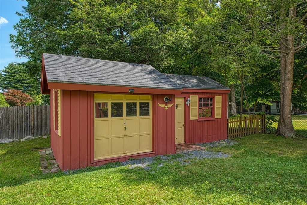 33 Upton St, Brockton, MA, 33 Upton St, Brockton, MA Photo #35