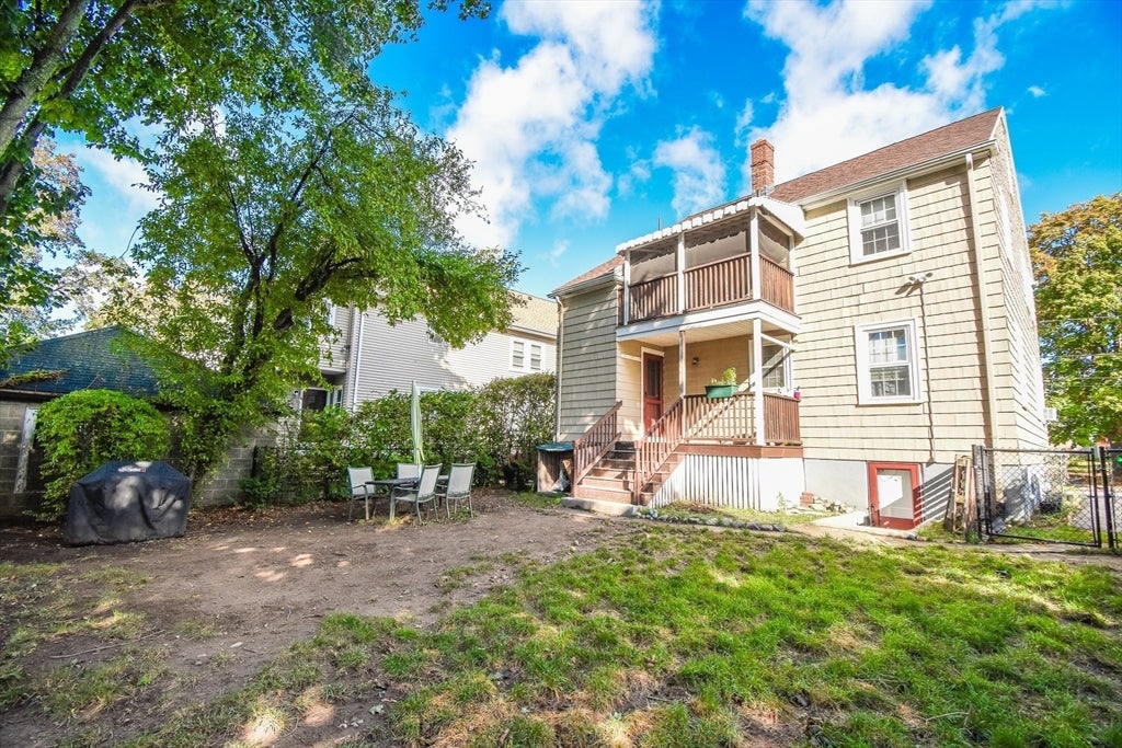 7 Hilltop RD #A, Watertown, MA Photo #23