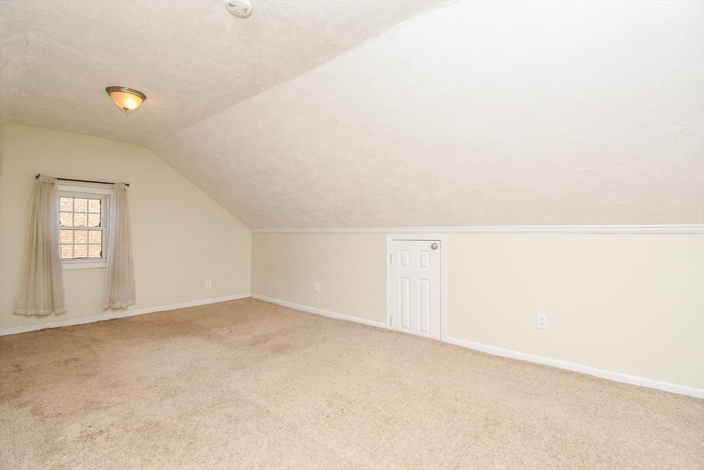 7 Hilltop RD #A, Watertown, MA Photo #22