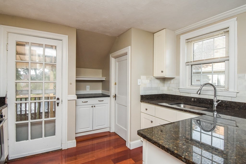 7 Hilltop RD #A, Watertown, MA Photo #9