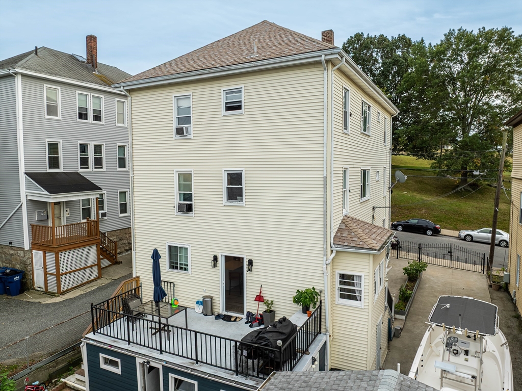 166 Bradford Ave