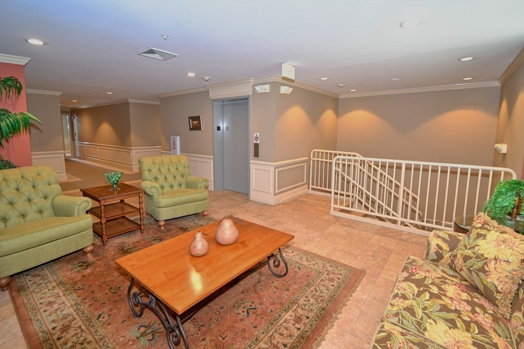 1 Powder Mill Square #107, Andover, MA, 1 Powder Mill Square #107, Andover, MA Photo #21