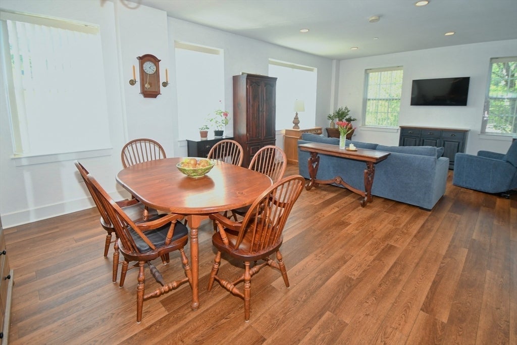 1 Powder Mill Square #107, Andover, MA, 1 Powder Mill Square #107, Andover, MA Photo #7