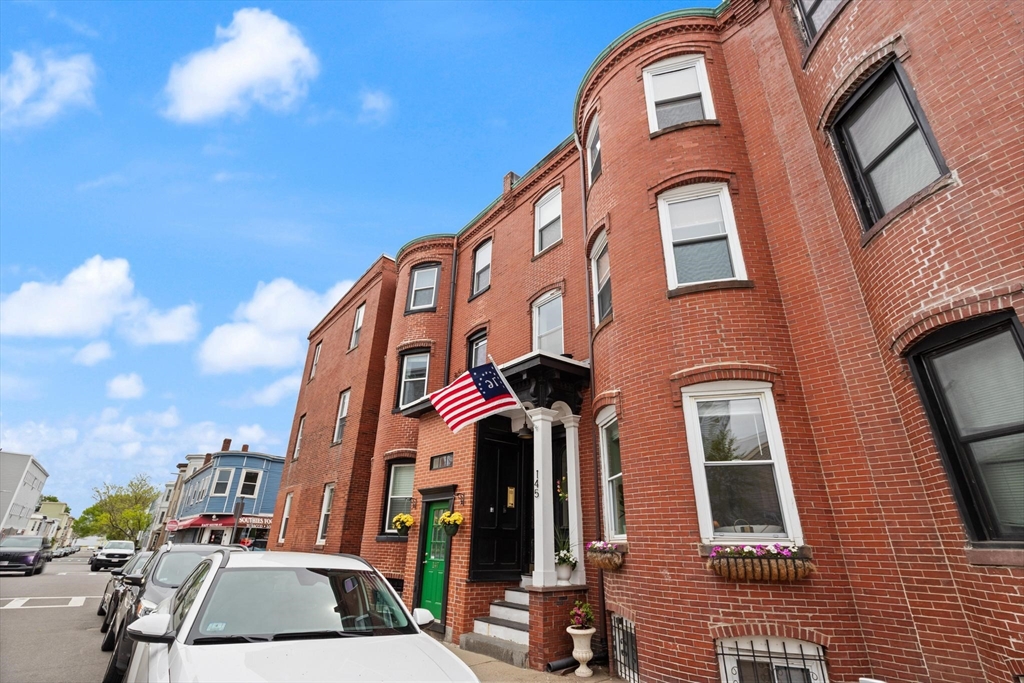 145 N St #1, Boston, MA Photo #2