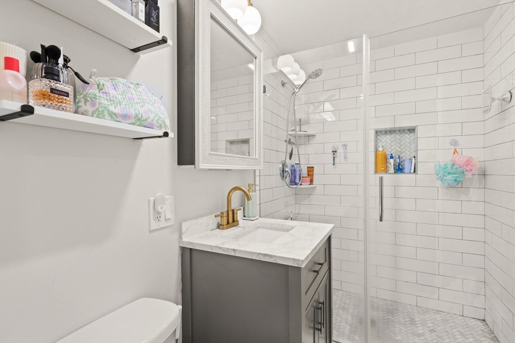 145 N St #1, Boston, MA Photo #14