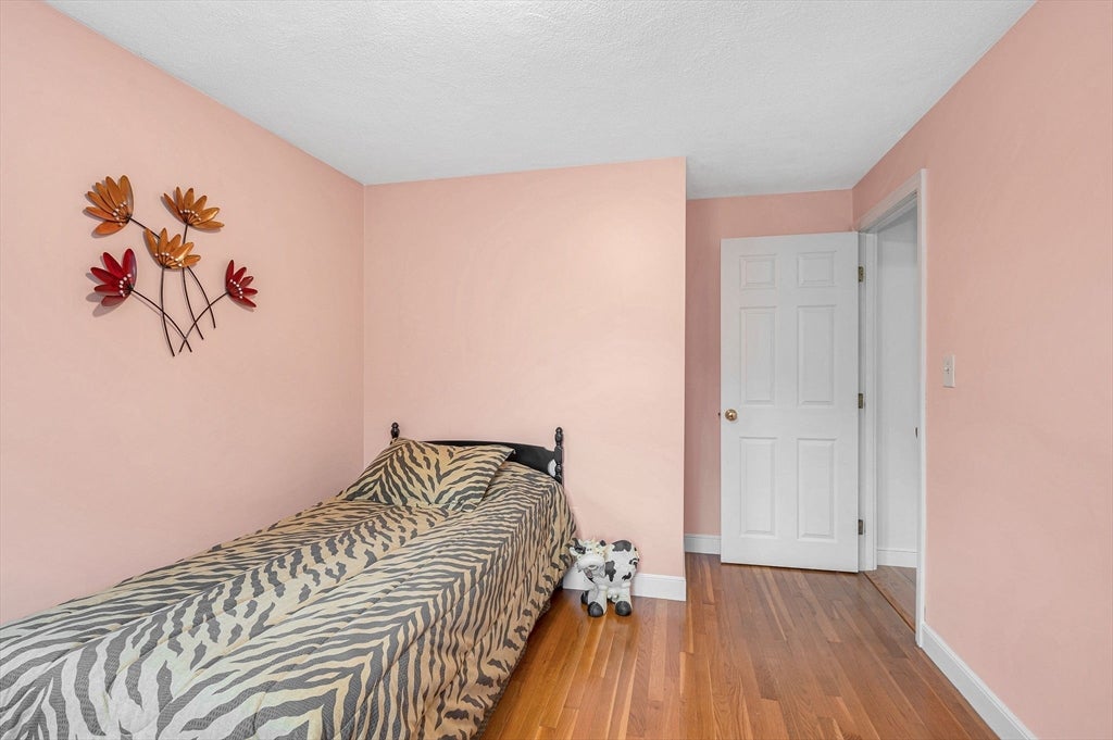7 Draper Dr, Wilmington, MA Photo #17