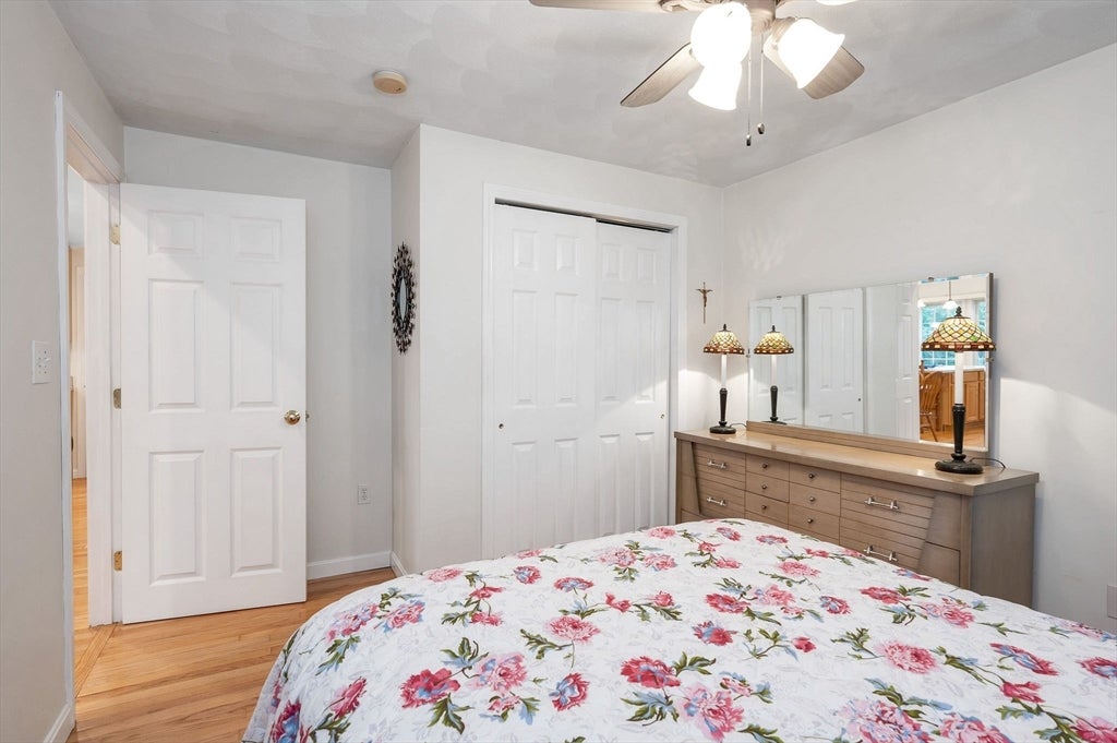 7 Draper Dr, Wilmington, MA Photo #31