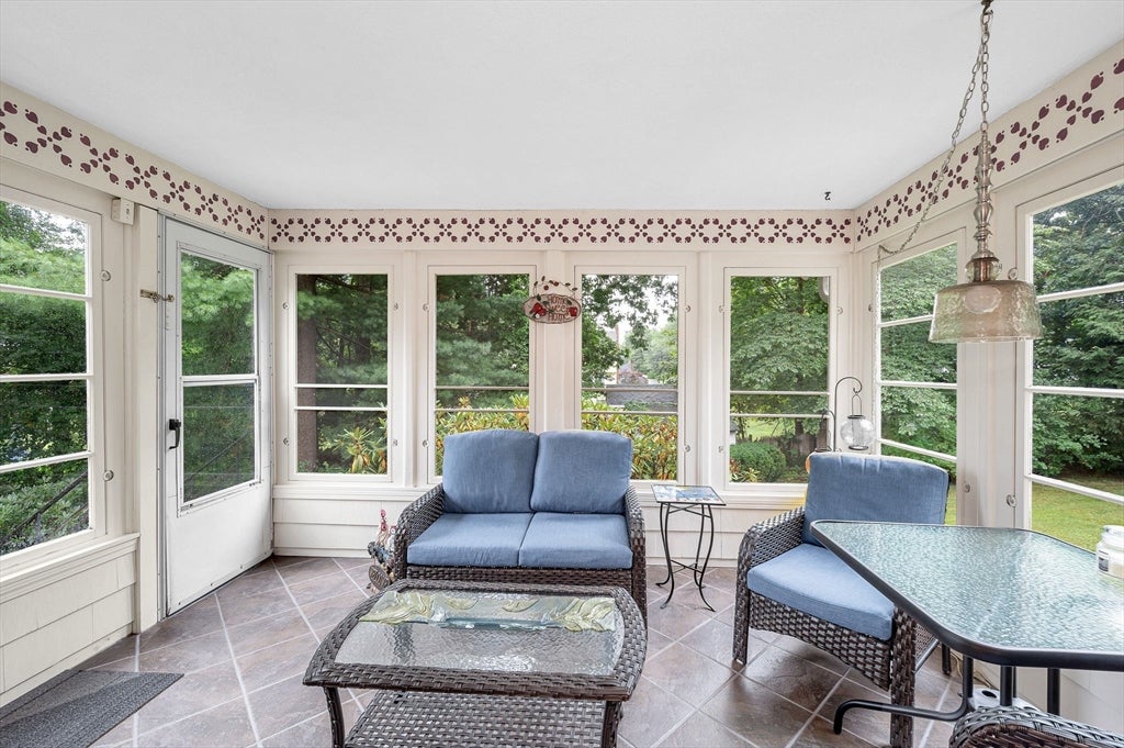 7 Draper Dr, Wilmington, MA Photo #10