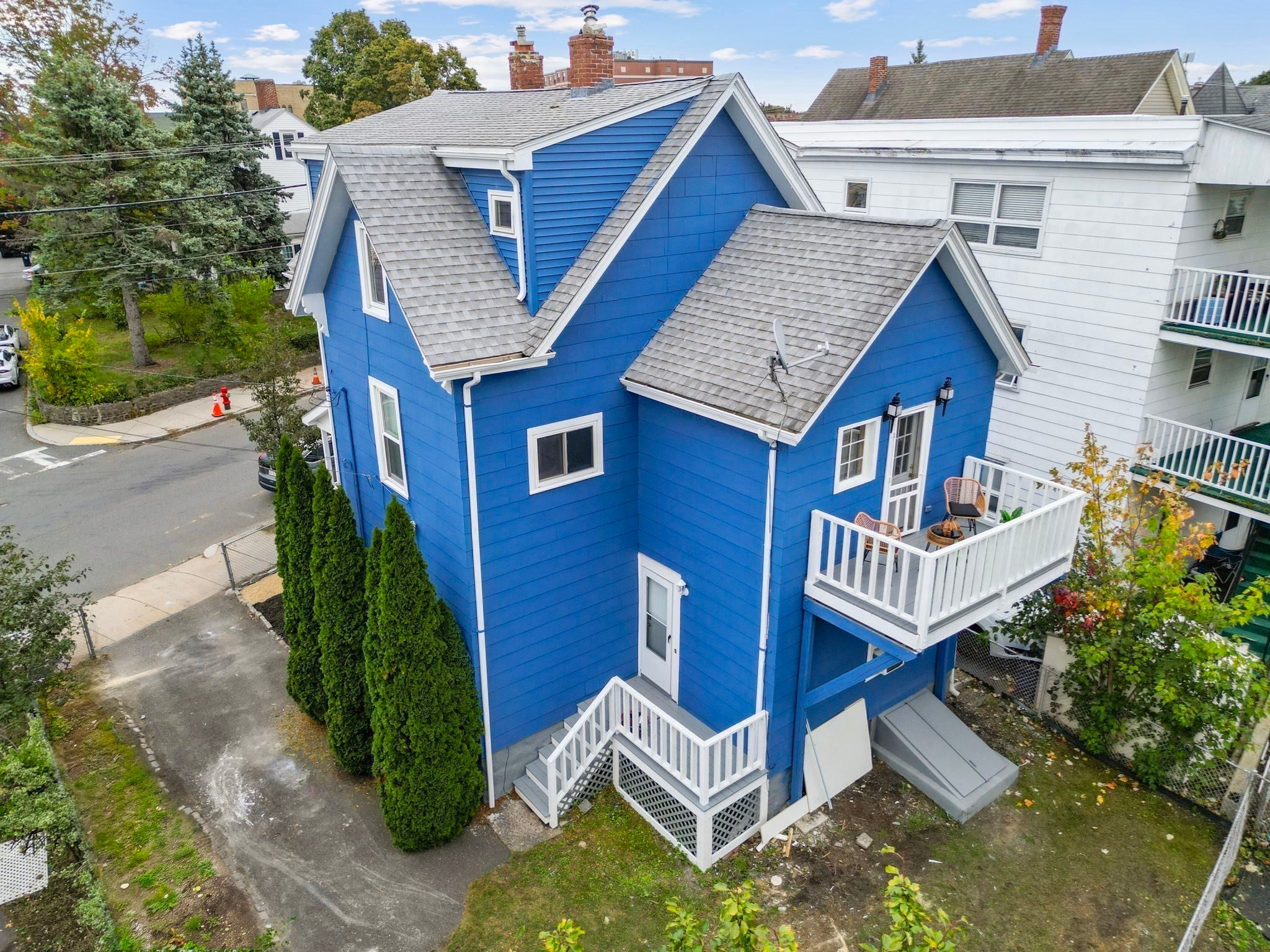 73 West St