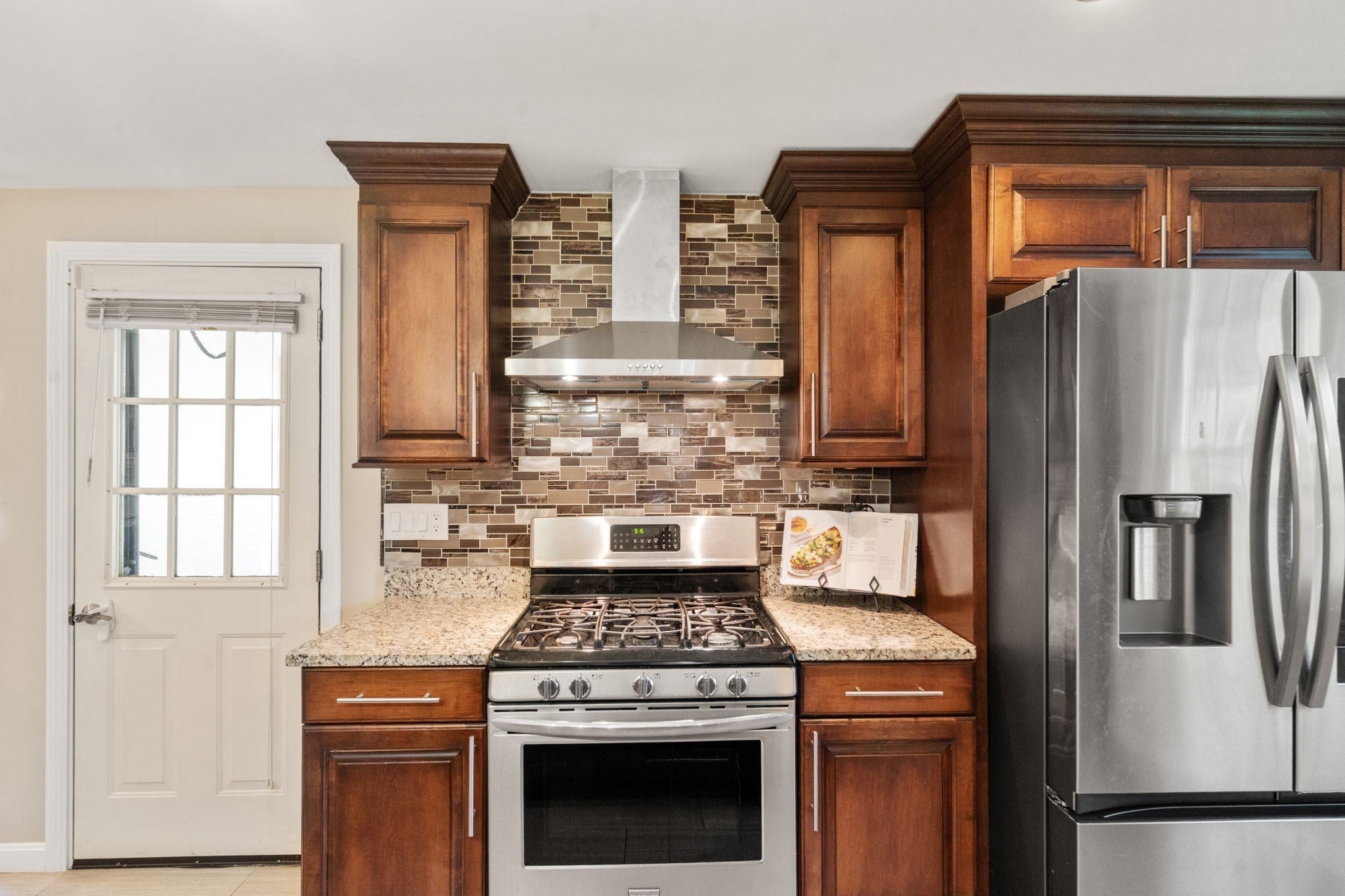 16 Bacon Rd, Framingham, MA, 16 Bacon Rd, Framingham, MA Photo #3