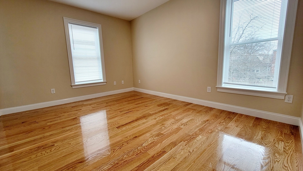 64 Waverly ST #1, Boston, MA Photo #12