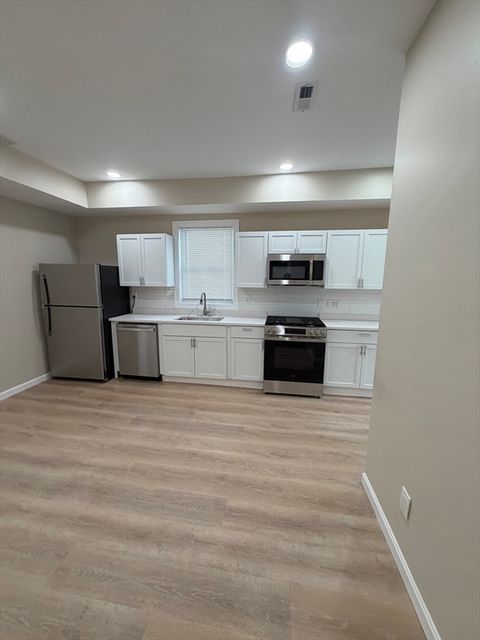 89 Johnson St 2 Lynn MA 01902