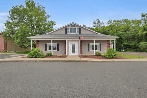 691 College Hwy Southwick MA 01077