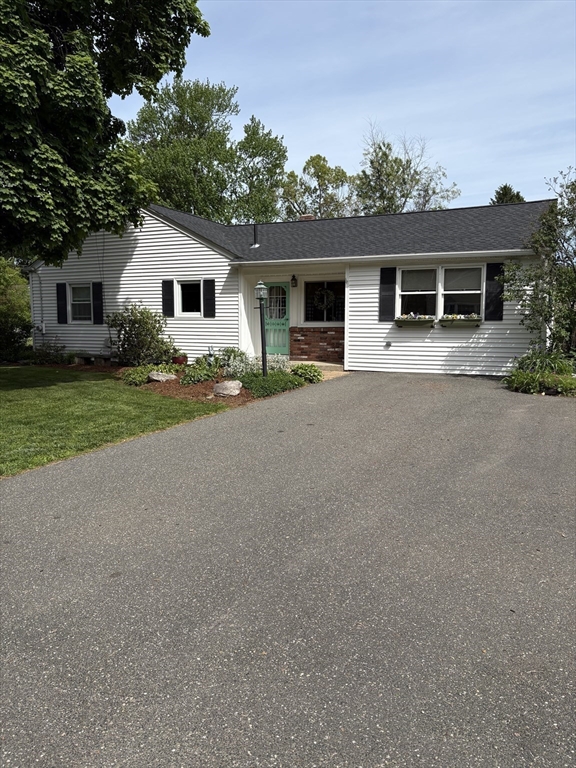 51 John St