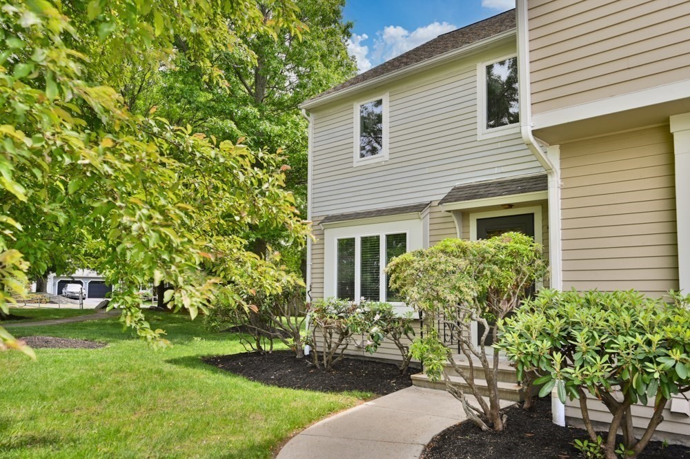 1601 Lewis O Gray Dr 1601
